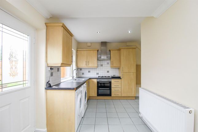 60, Handsworth Road, Kettlethorpe photo 2