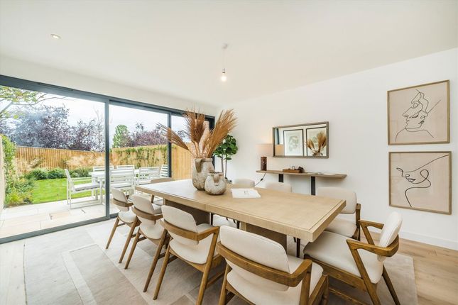 Cottenham Park Road, Wimbledon photo 3