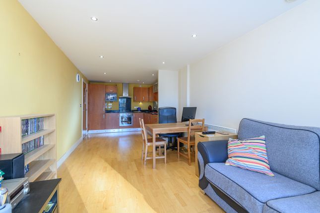 177 Magellan House, Armouries Way, Leeds photo 4