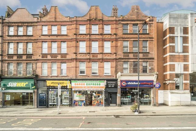 Thumbnail Flat for sale in Finchley Road, London