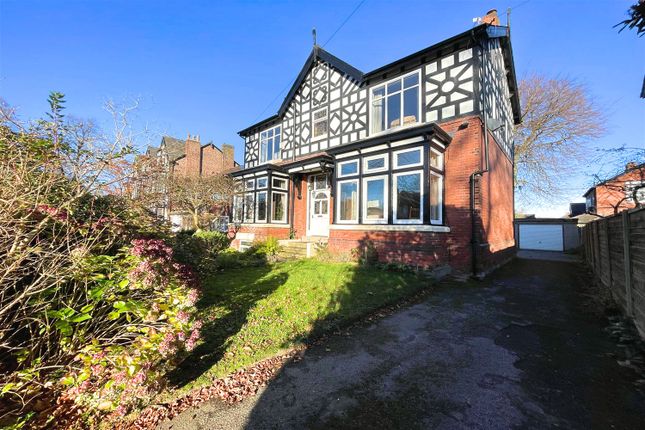 Thumbnail Detached house for sale in Broad Road, Sale
