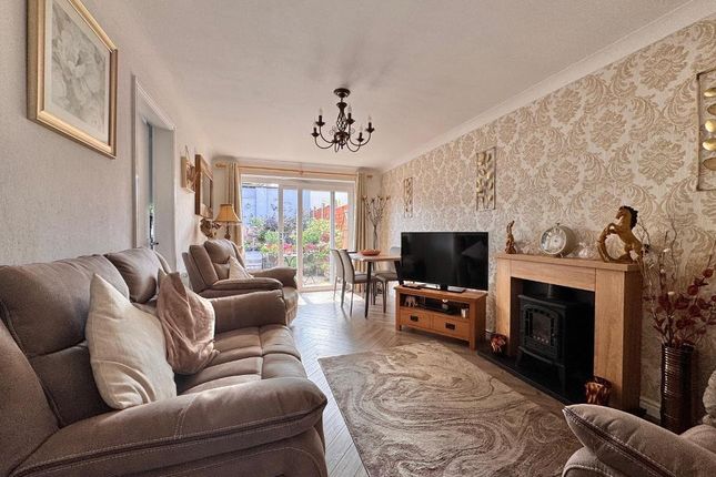15B, Vicarage Road, Wednesbury photo 3