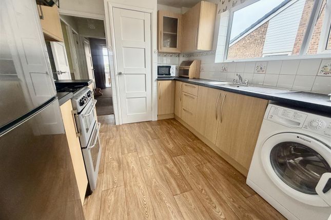 57, Sandgate Drive, Leeds photo 4