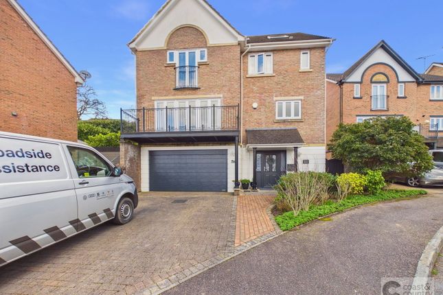 5-bed house on 100, Sandford View, Newton Abbot, £625,000