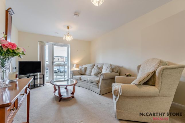 Flat for sale in Marine Avenue, Whitley Bay