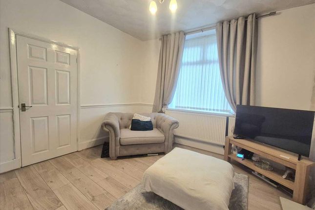 33, Syphon Street, Porth photo 4