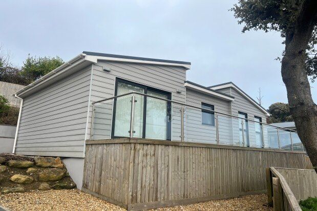 Thumbnail Property to rent in Shore Road, Ventnor