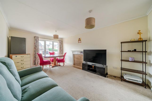 79, Hurn Lane, Bristol photo 3