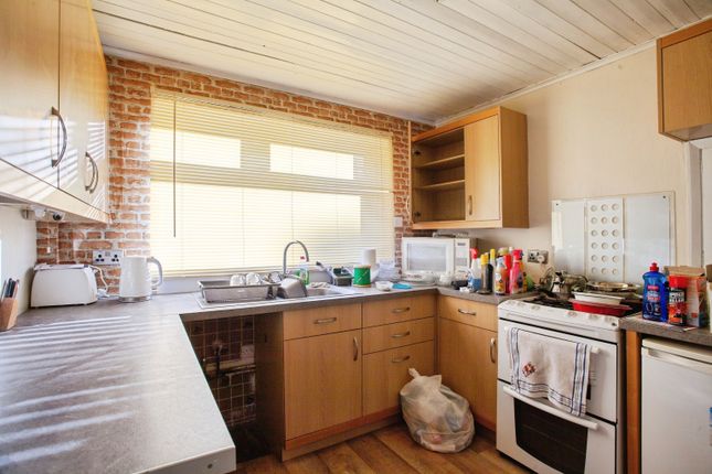 5, St. Davids Drive, Sheffield photo 2