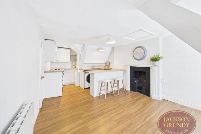 15 High Street, Daventry photo 2