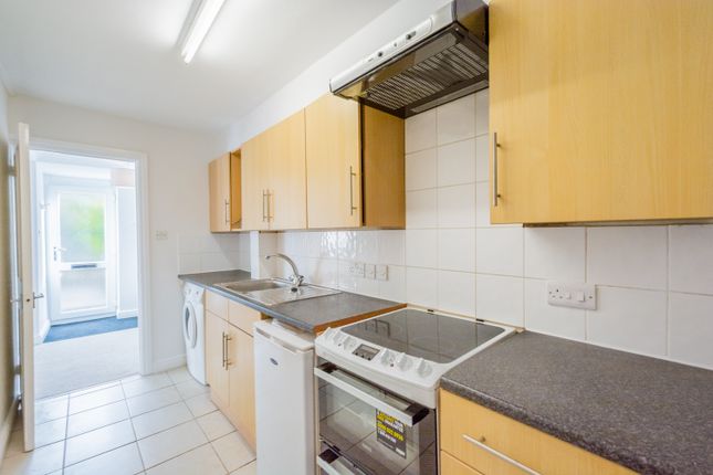 Garden Flat, 4, Comfortable Place, Bath photo 2