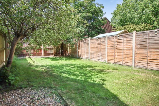 17, Seaton Close, Hampshire photo 2