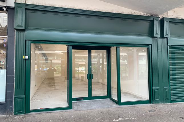 Retail premises to let in Terminus Street, Harlow