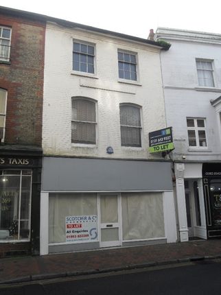 Retail premises to let in High Street, Ventnor