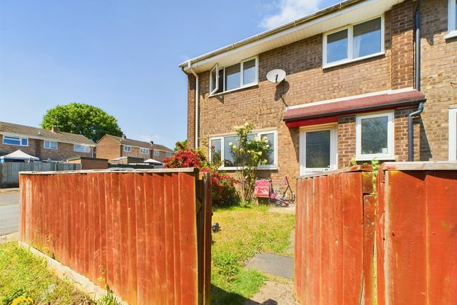 Thumbnail End terrace house for sale in Woodfield, Banbury