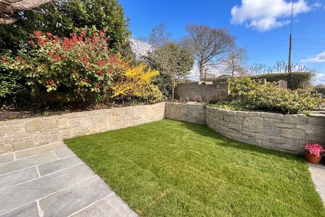 17, Hubberton Green, Sowerby Bridge photo 2