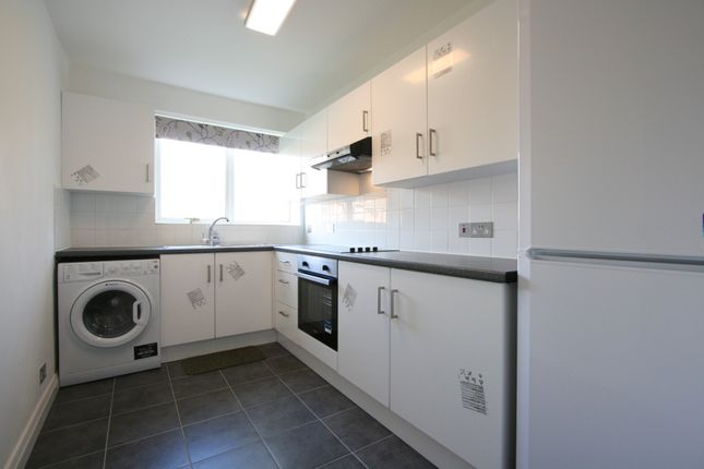 Flat to rent in Eastbury Place, Northwood