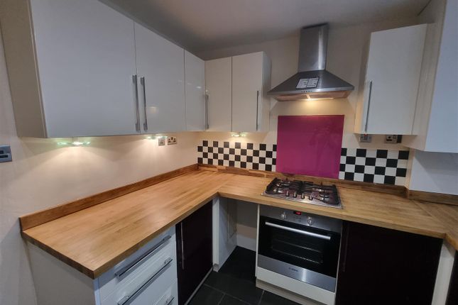 13, Stockwell Green, Cinderford photo 4