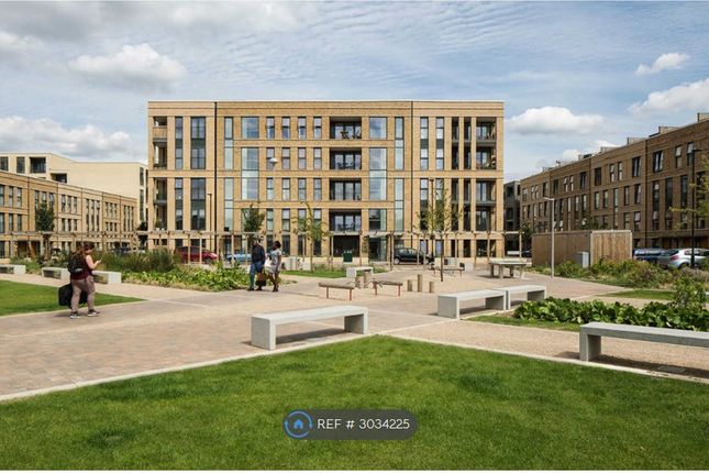 Flat, Eythorne Road Oval Quarter, London photo 2