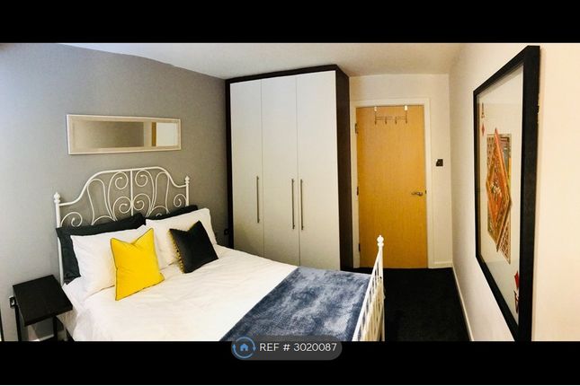 K, Albion St, Leeds photo 2