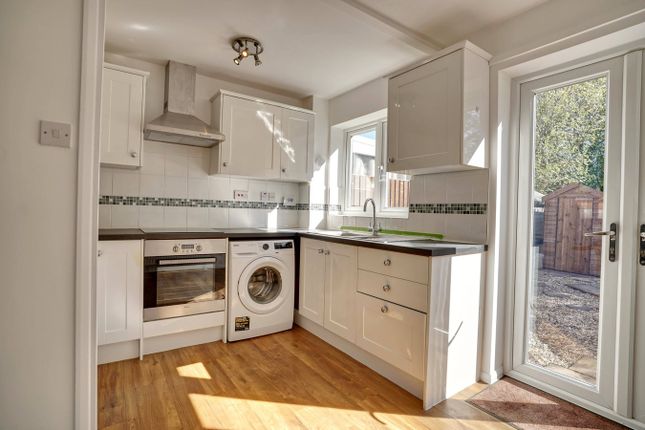 27, Ladywell Prospect, Sawbridgeworth photo 2