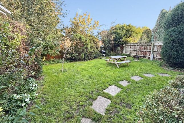 26, The Lammas, Mundford photo 2