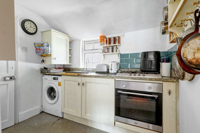 68b High Street, Ware photo 4