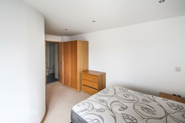 Flat to rent in Northern Lights, Salts Mill Road, Shipley, West Yorkshire