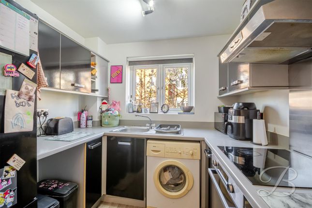 7, Trinity Road, Mansfield photo 3