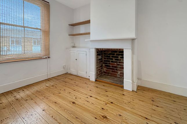 230 Arctic Road, Cowes photo 4