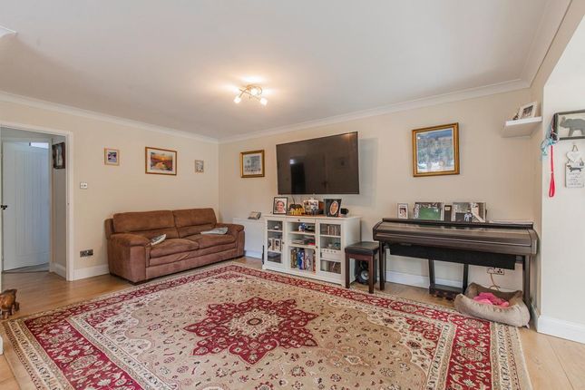 7, Walsingham Court, Wisbech photo 4