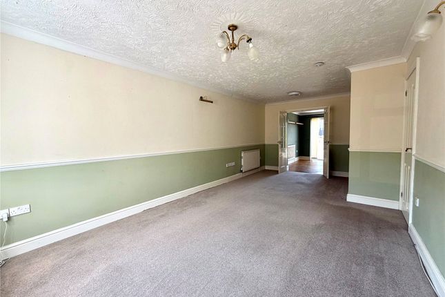 64, Lime Tree Avenue, Somerset photo 2
