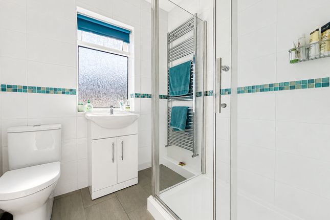 203 Woodchurch Road, Birkenhead photo 3