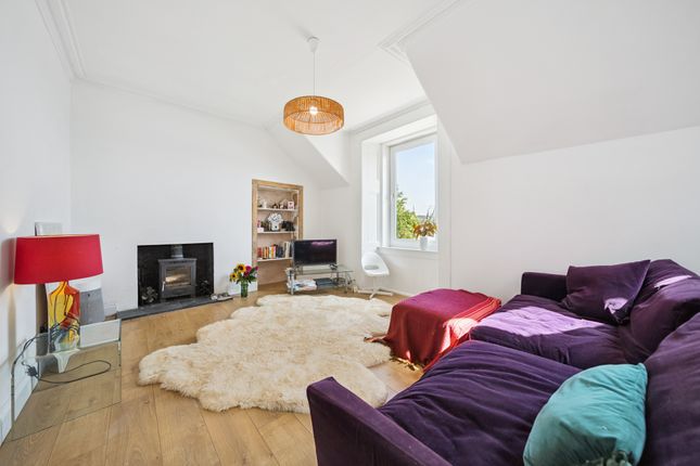 Flat 2 C,, Claonaig, Tighnabruaich photo 4