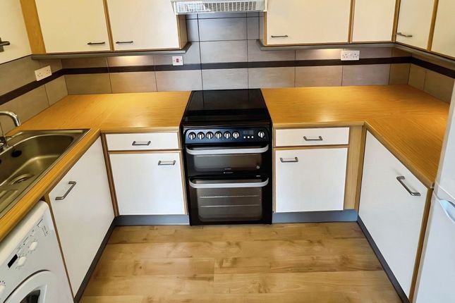 4, Hansdon Lodge, Heavitree, Exeter photo 5