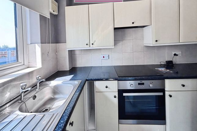 Foley Court,Flat 9, Churchill Close, Dartford photo 3