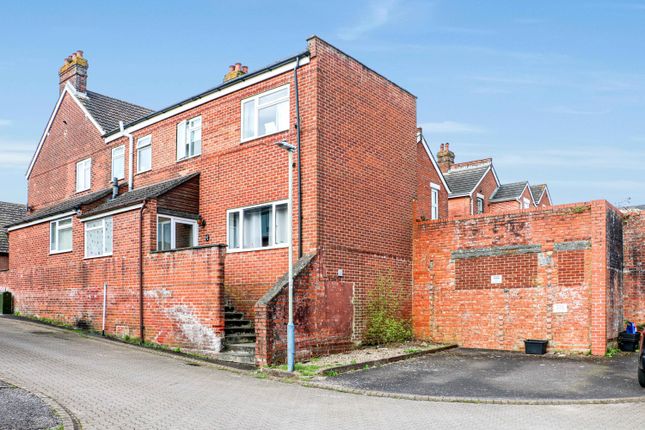 Thumbnail Terraced house for sale in Russell Road, Salisbury