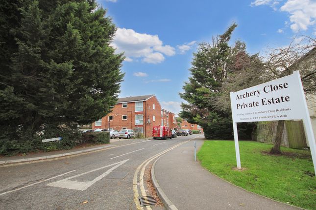 Flat for sale in Archery Close, Harrow, Middlesex