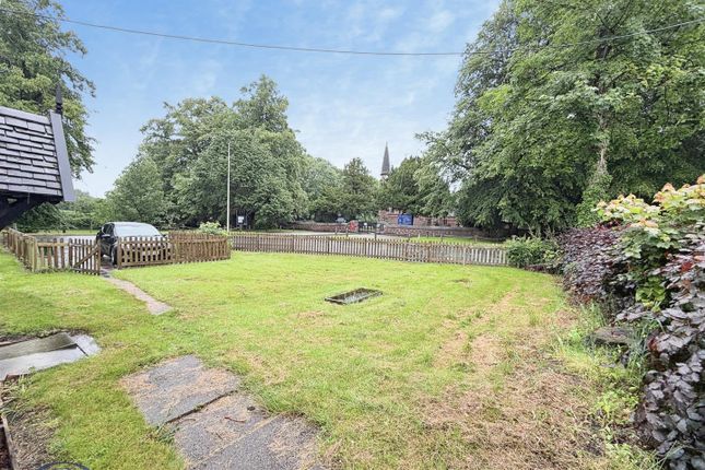 Vicarage Cottage, Narrow Lane, Crewe photo 3