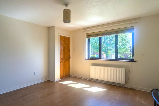 24 Pasture Close, Tarporley photo 4