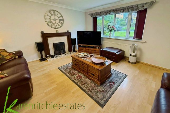 15, Shoreswood, Bolton photo 4