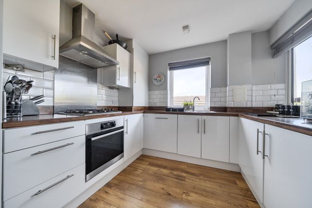 3, Summit House, Orpington photo 2