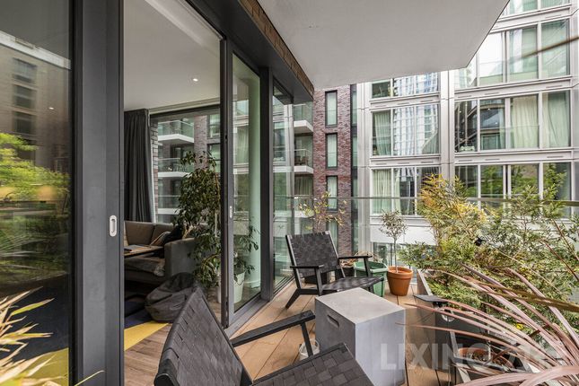Flat for sale in Canter Way, Aldgate East