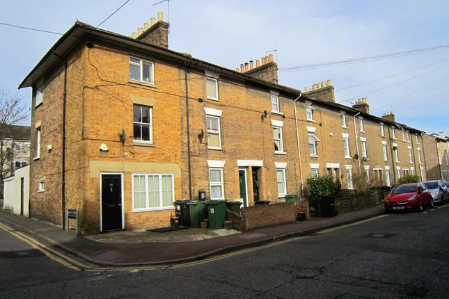 Thumbnail Flat to rent in Marsham Street, Maidstone