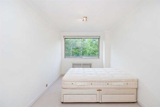 Flat to rent in Hamilton House, St John's Wood, 1 Hall Road, London