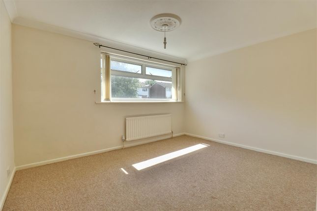 34A, Frogmore Lane, Waterlooville photo 4