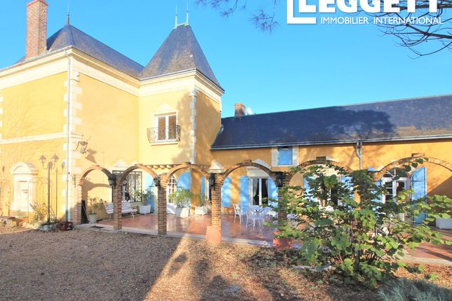 Villa for sale in Dissay-Sous-Courcillon, Sarthe, Pays De La Loire