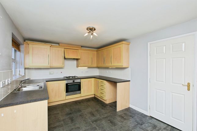 38, Staples Drive, Coalville photo 4