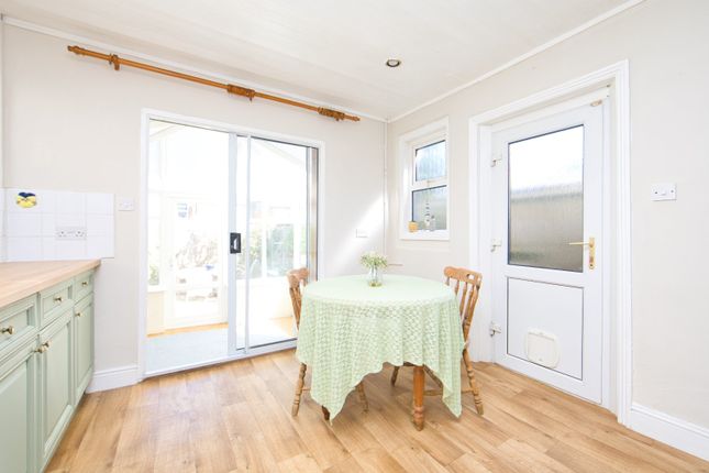 10, Limes Road, Folkestone photo 5