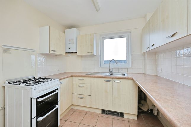 80, Baxter Court, Norwich photo 3